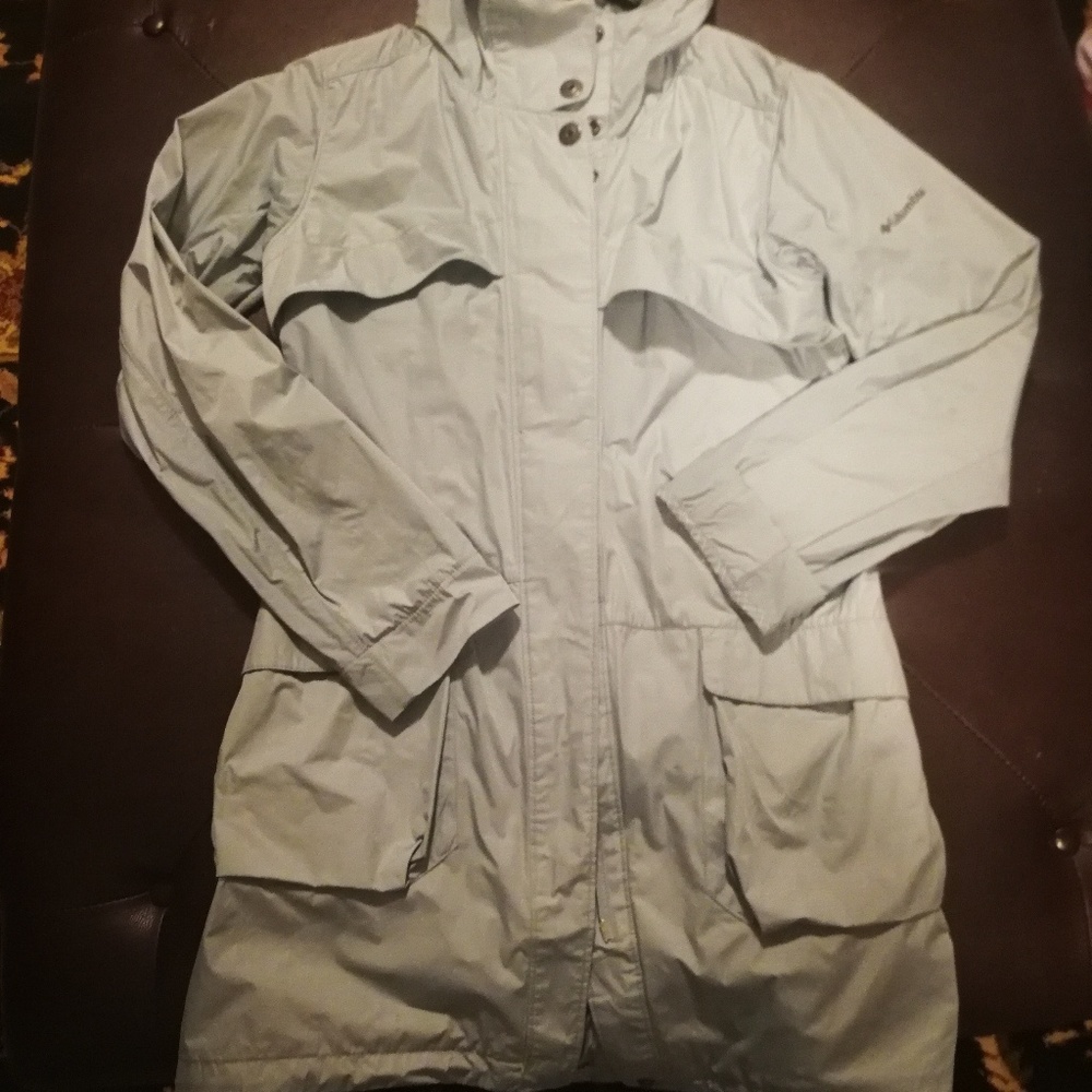 Columbia Rain Coat